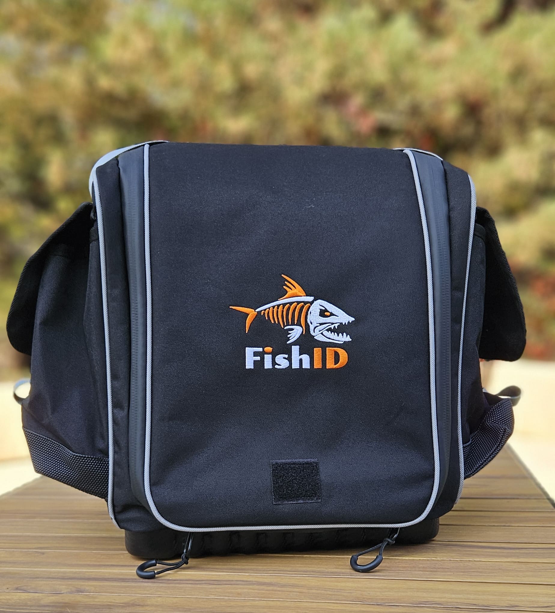 Комплект FishID Сумка-органайзер для Panoptix +  АКБ 40а/ч + з/у 4 pin FishID-L12-40-ZU от прозводителя Документы